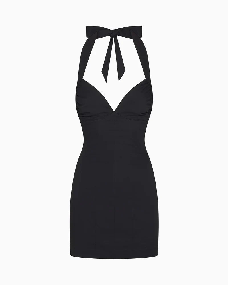 Syvällä V-selkämyksellä varustettu selätön halter-minimekko