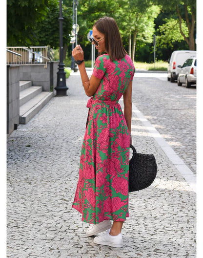 Sam Chic -mekko – V-päänteen eleganssia