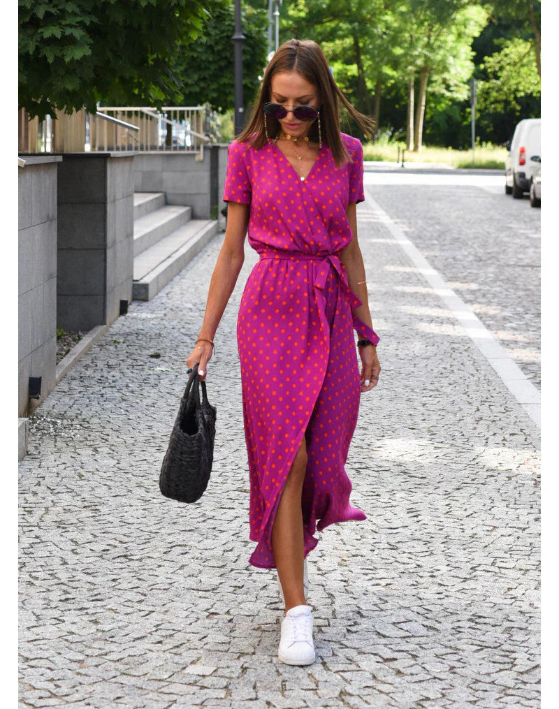 Sam Chic -mekko – V-päänteen eleganssia
