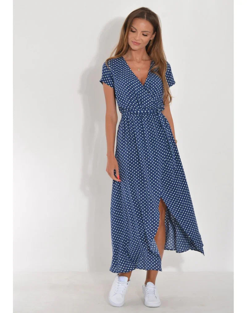 Sam Chic -mekko – V-päänteen eleganssia